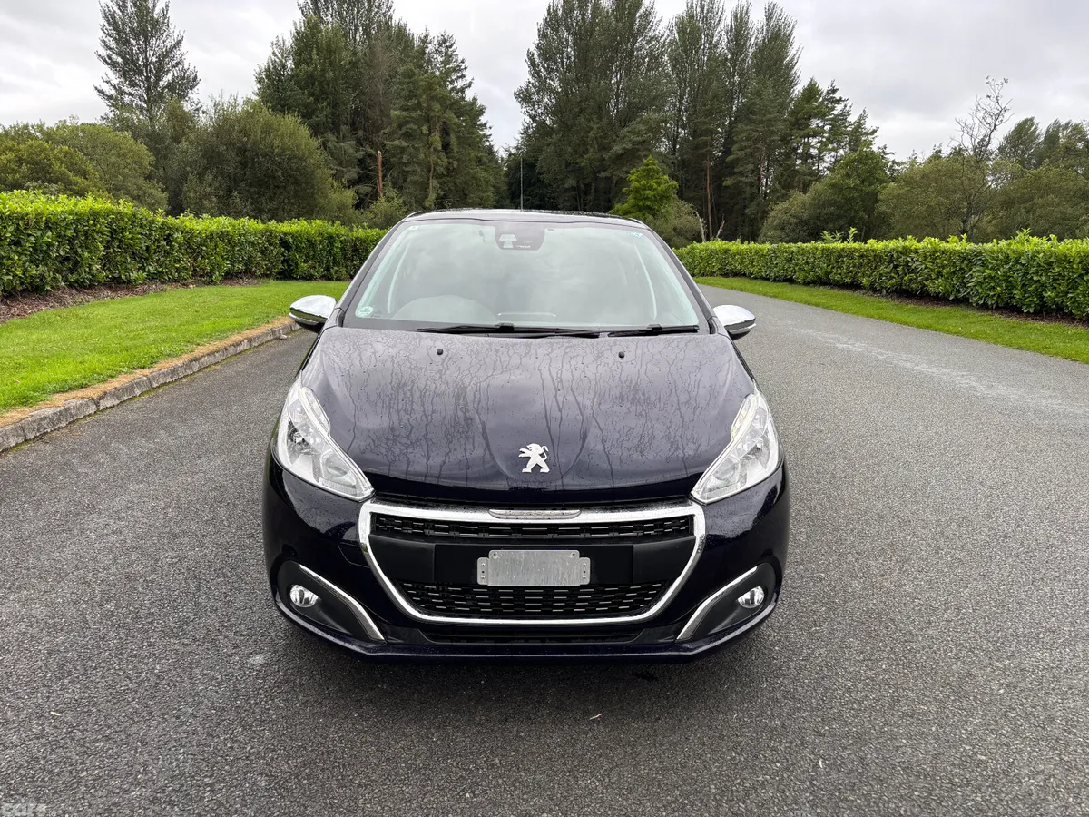 Peugeot 208 Hatchback, Petrol, 2018, Blue