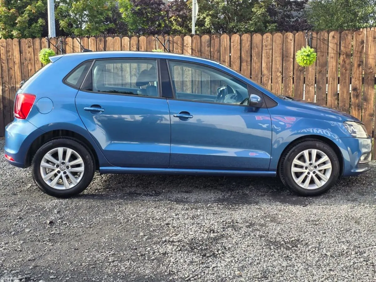 Volkswagen Polo Hatchback, Petrol, 2017, Blue