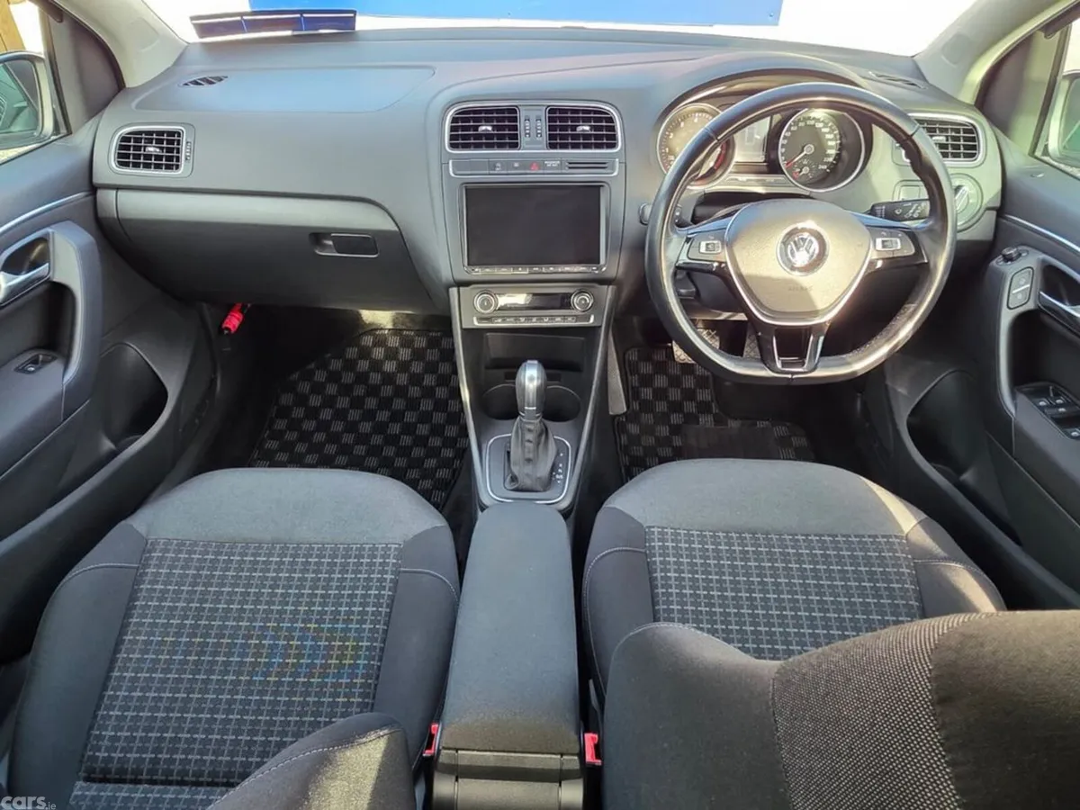 Volkswagen Polo Hatchback, Petrol, 2017, Blue
