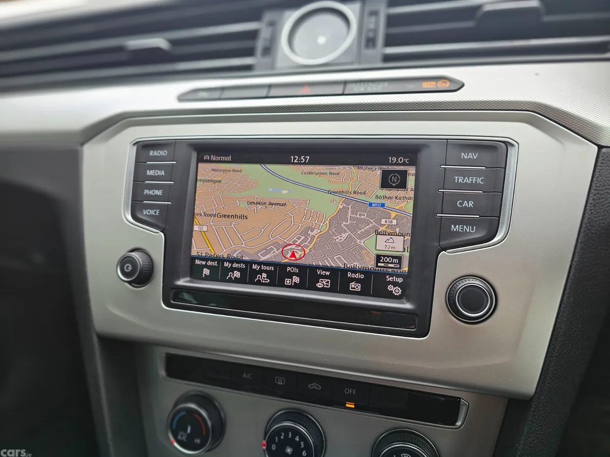Volkswagen Passat Estate, Diesel, 2016, Grey