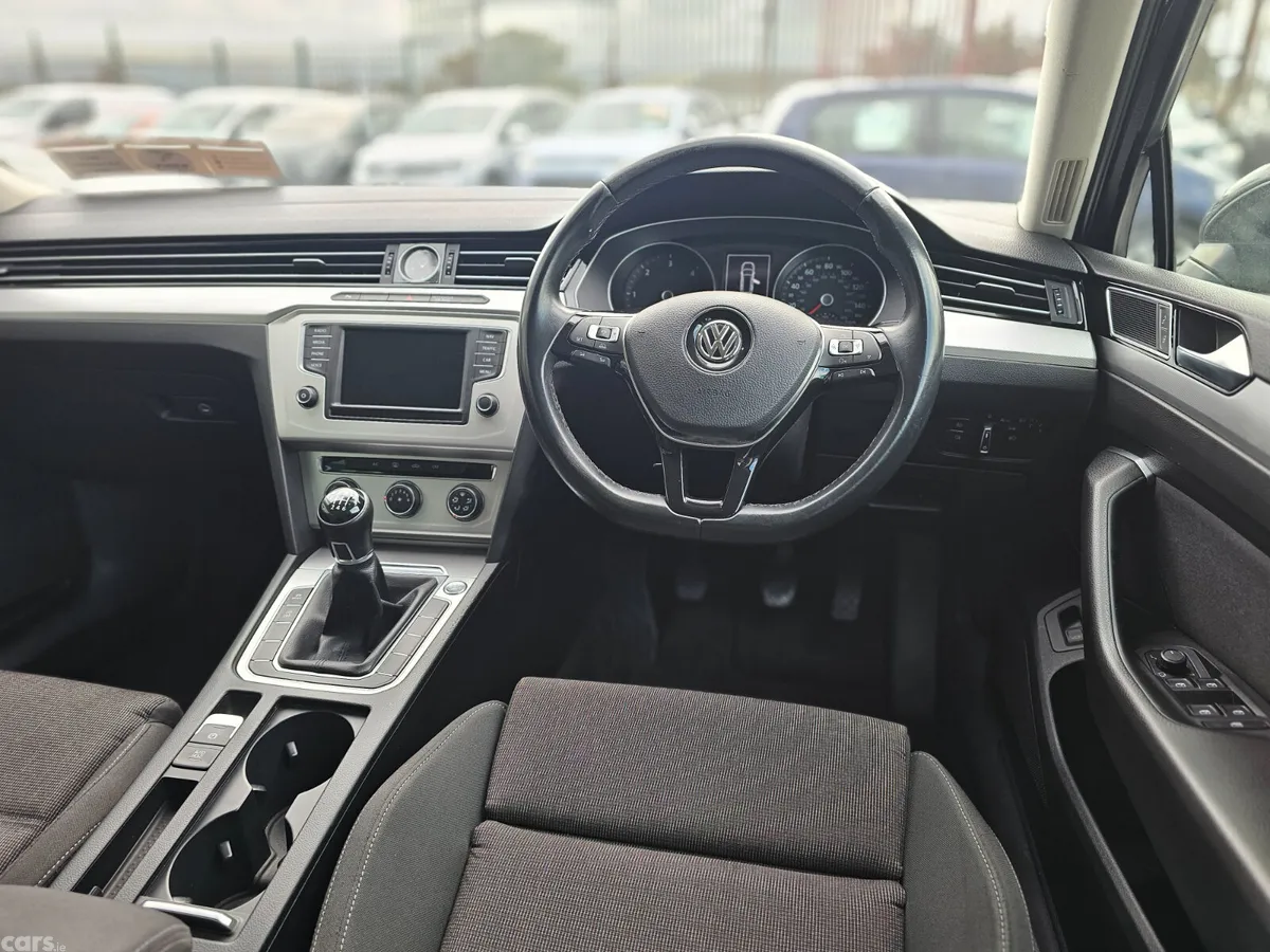 Volkswagen Passat Estate, Diesel, 2016, Grey