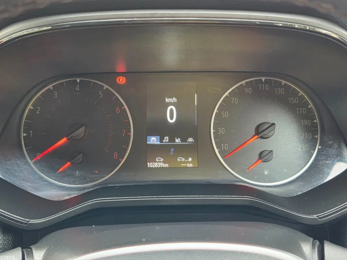Renault Clio Hatchback, Petrol, 2023, Orange