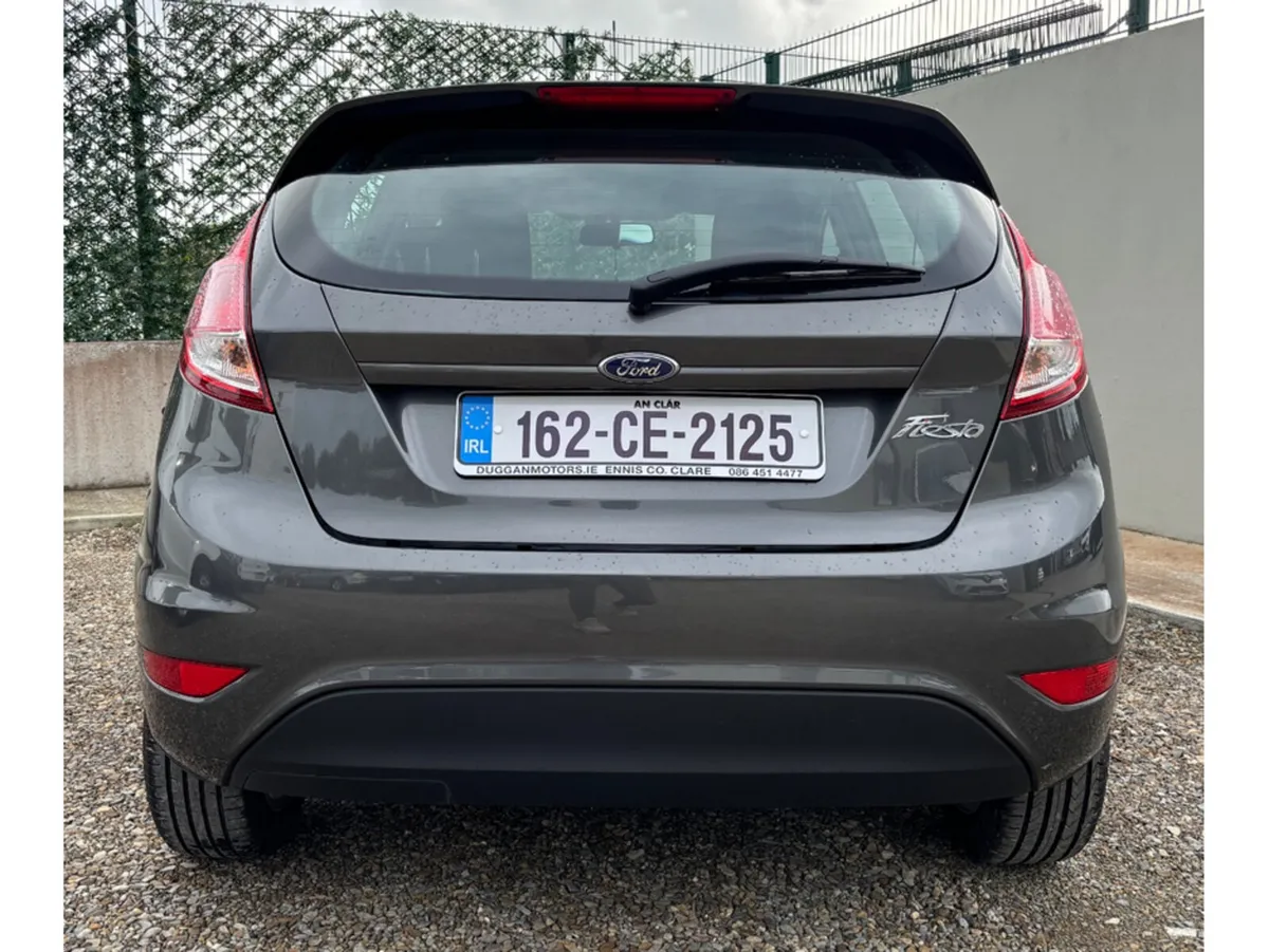 Ford Fiesta Hatchback, Petrol, 2016, Grey