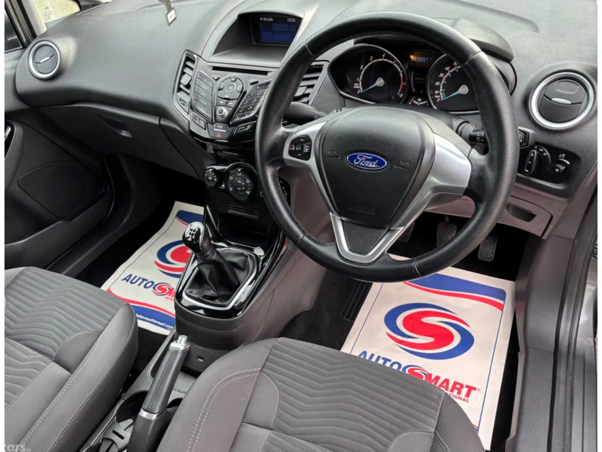 Ford Fiesta Hatchback, Petrol, 2016, Grey