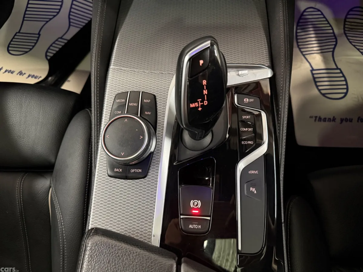 BMW 5-Series Saloon, Petrol Plug-in Hybrid, 2018, Black