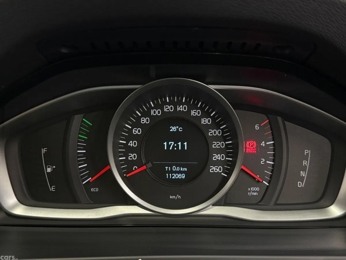 Volvo S60 Saloon, Diesel, 2018, Black
