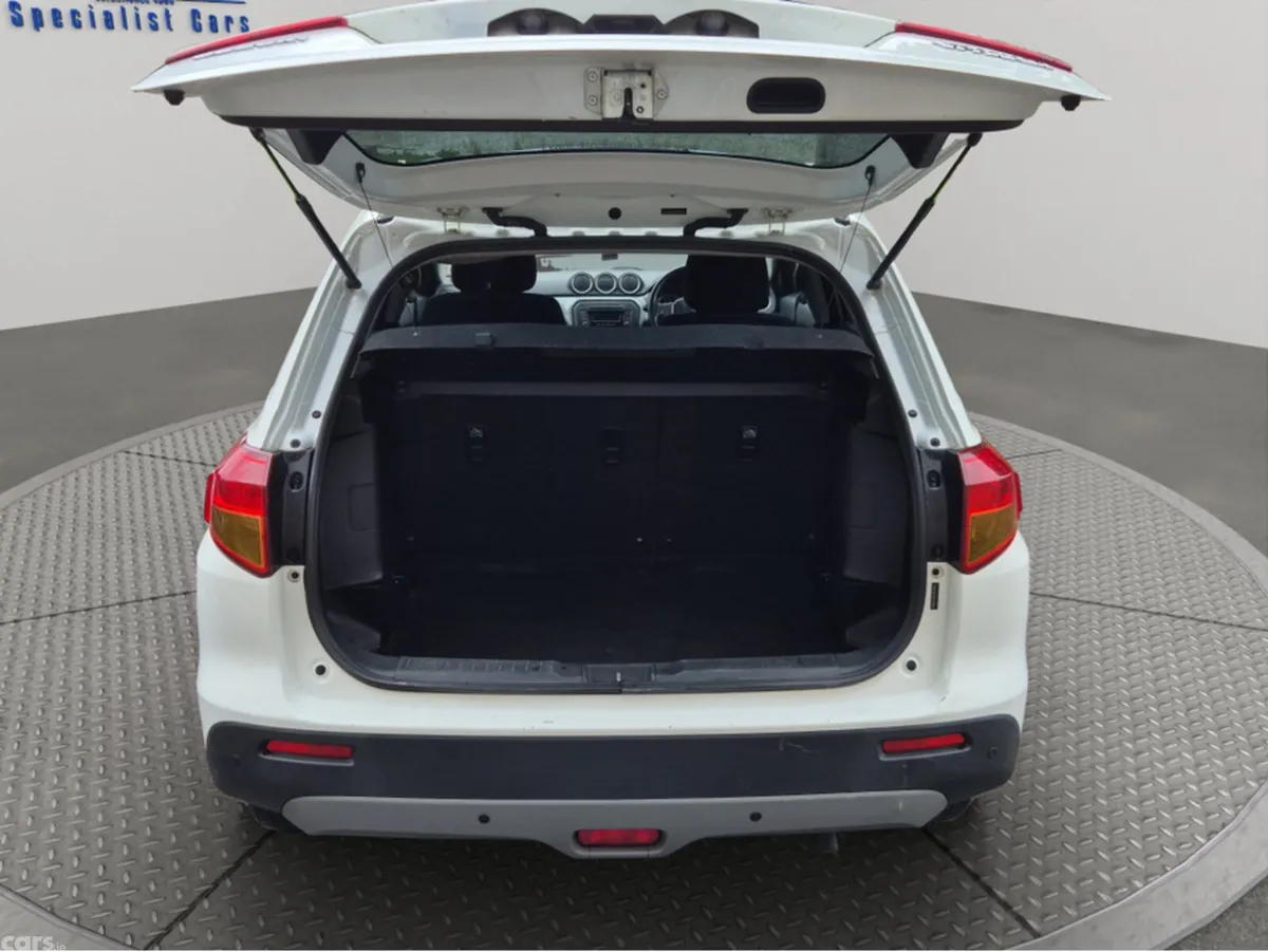 Suzuki Vitara Estate, Petrol, 2015, White