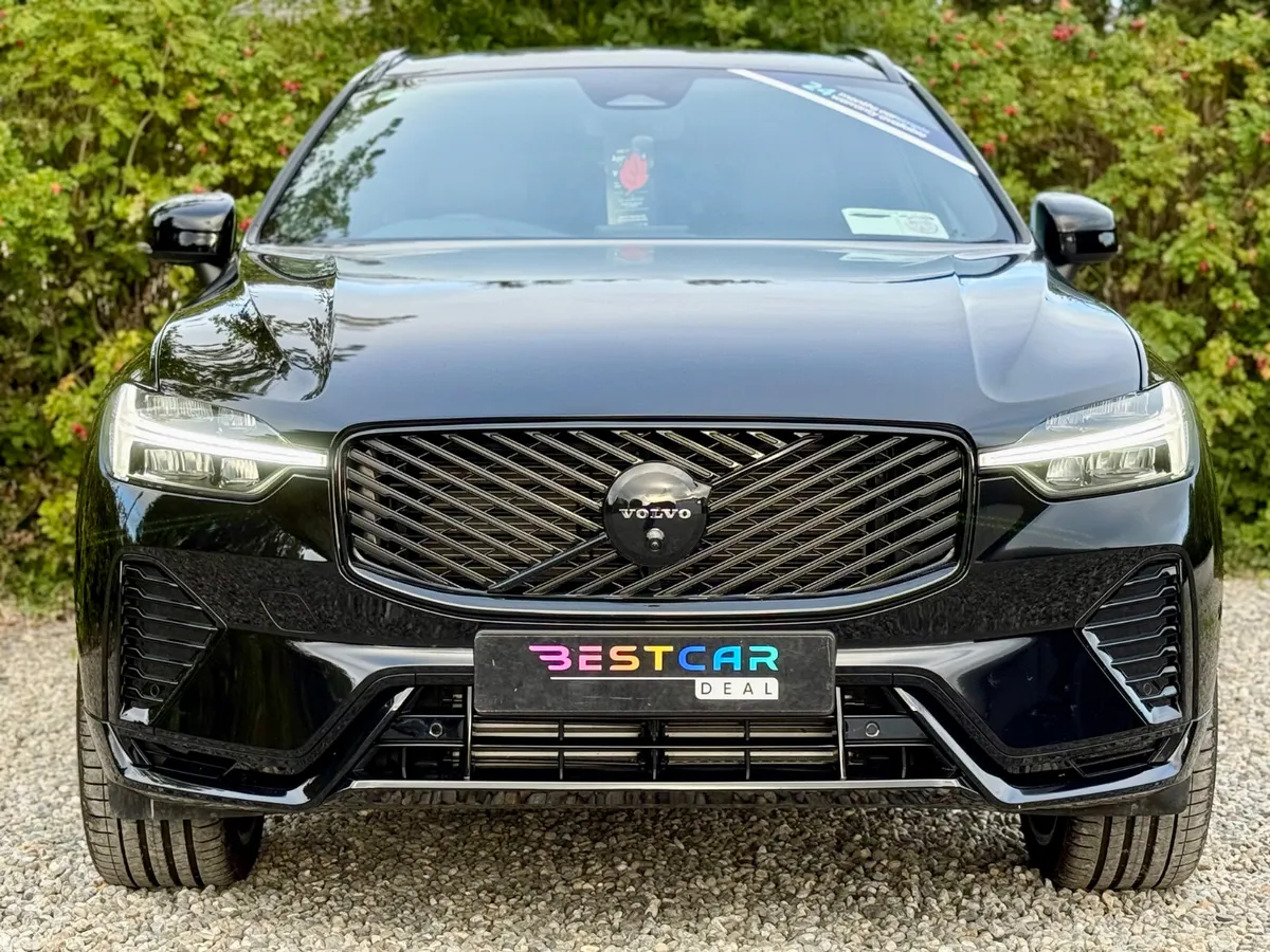 Volvo XC60 SUV, Petrol Plug-in Hybrid, 2026, Black
