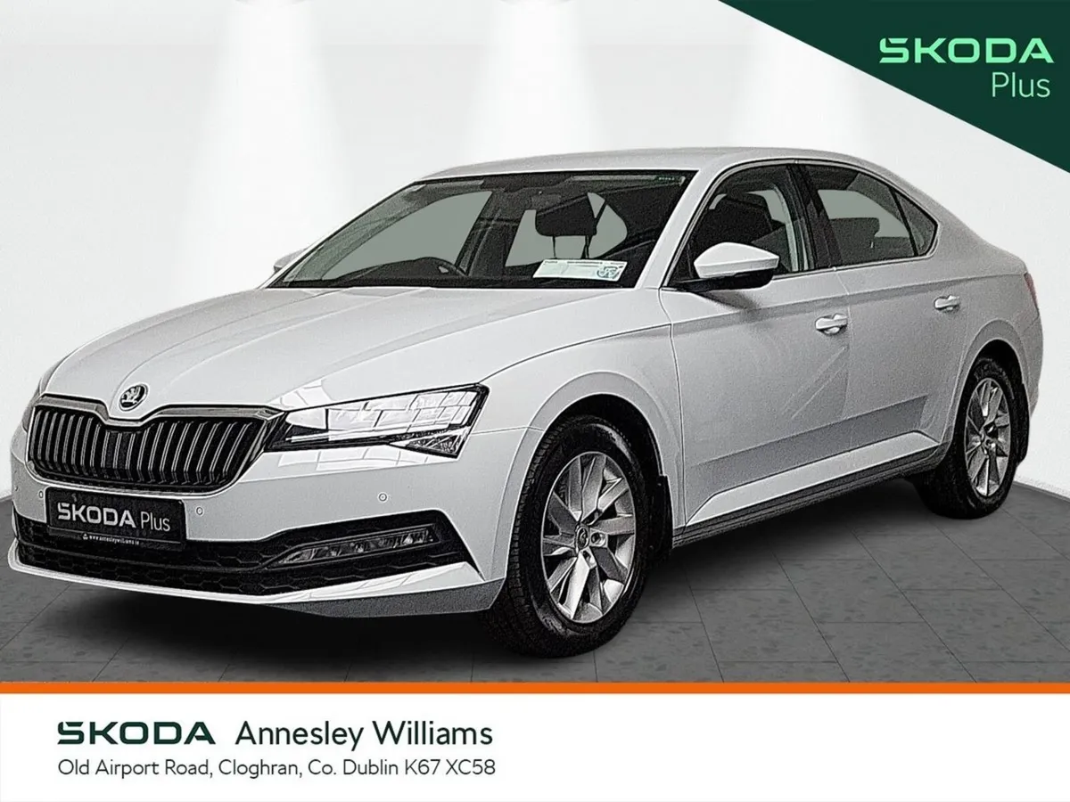 Skoda Superb Saloon, Diesel, 2025, White