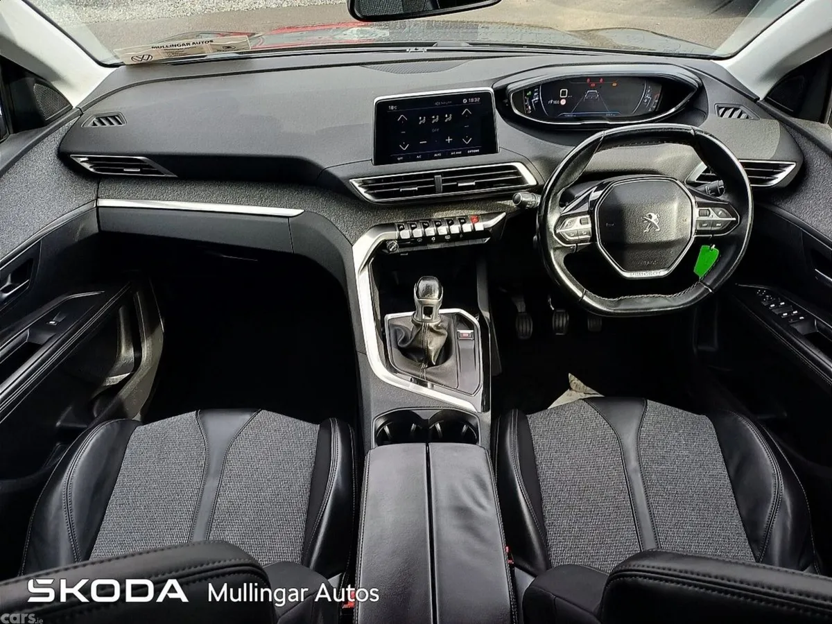 Peugeot 5008 MPV, Diesel, 2019, Grey