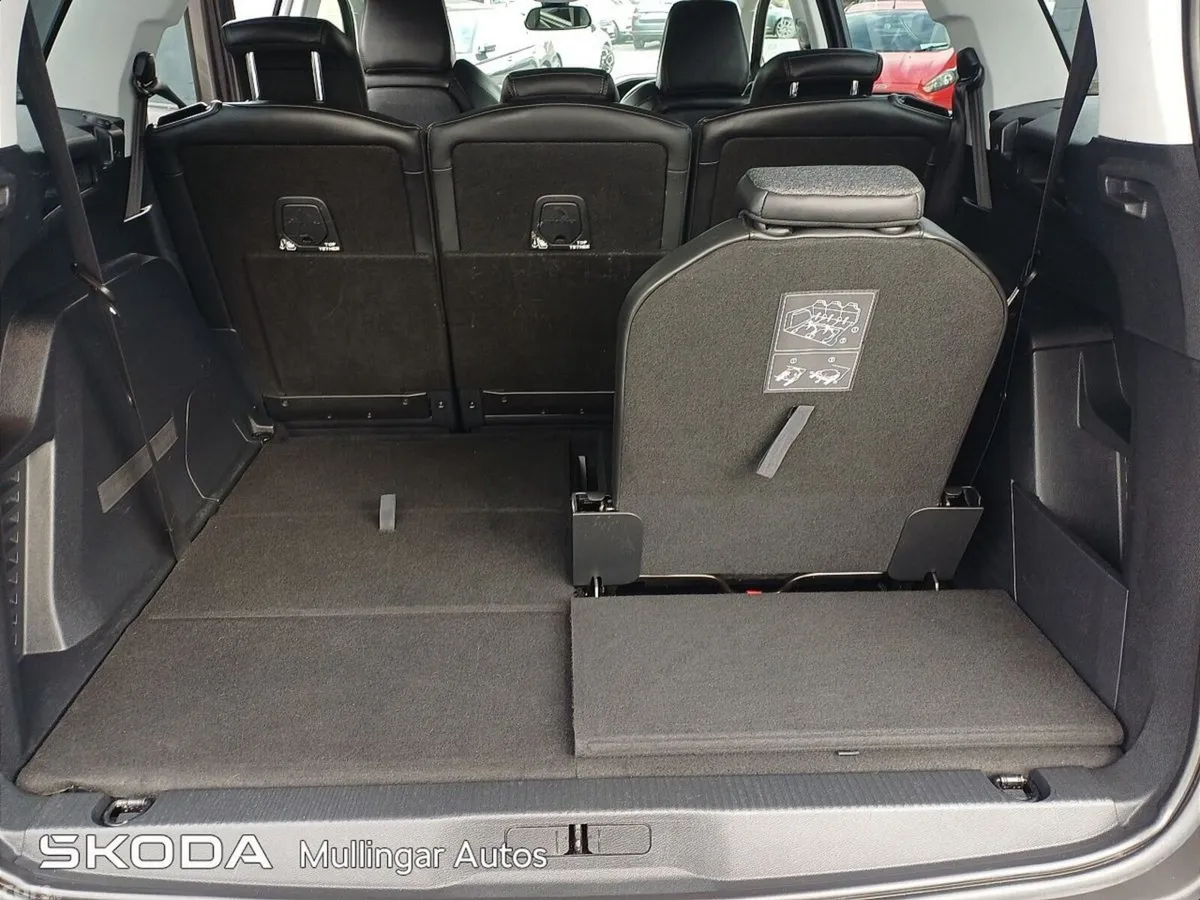 Peugeot 5008 MPV, Diesel, 2019, Grey