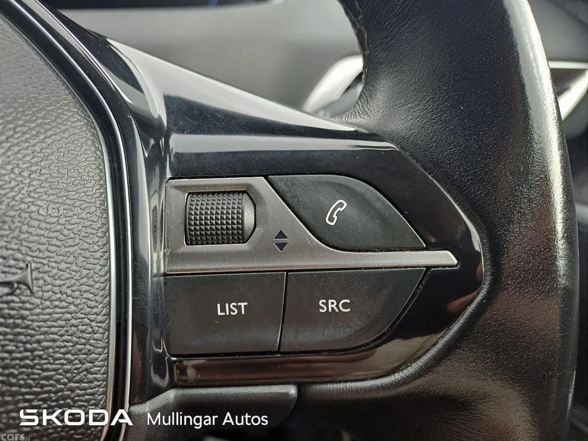 Peugeot 5008 MPV, Diesel, 2019, Grey
