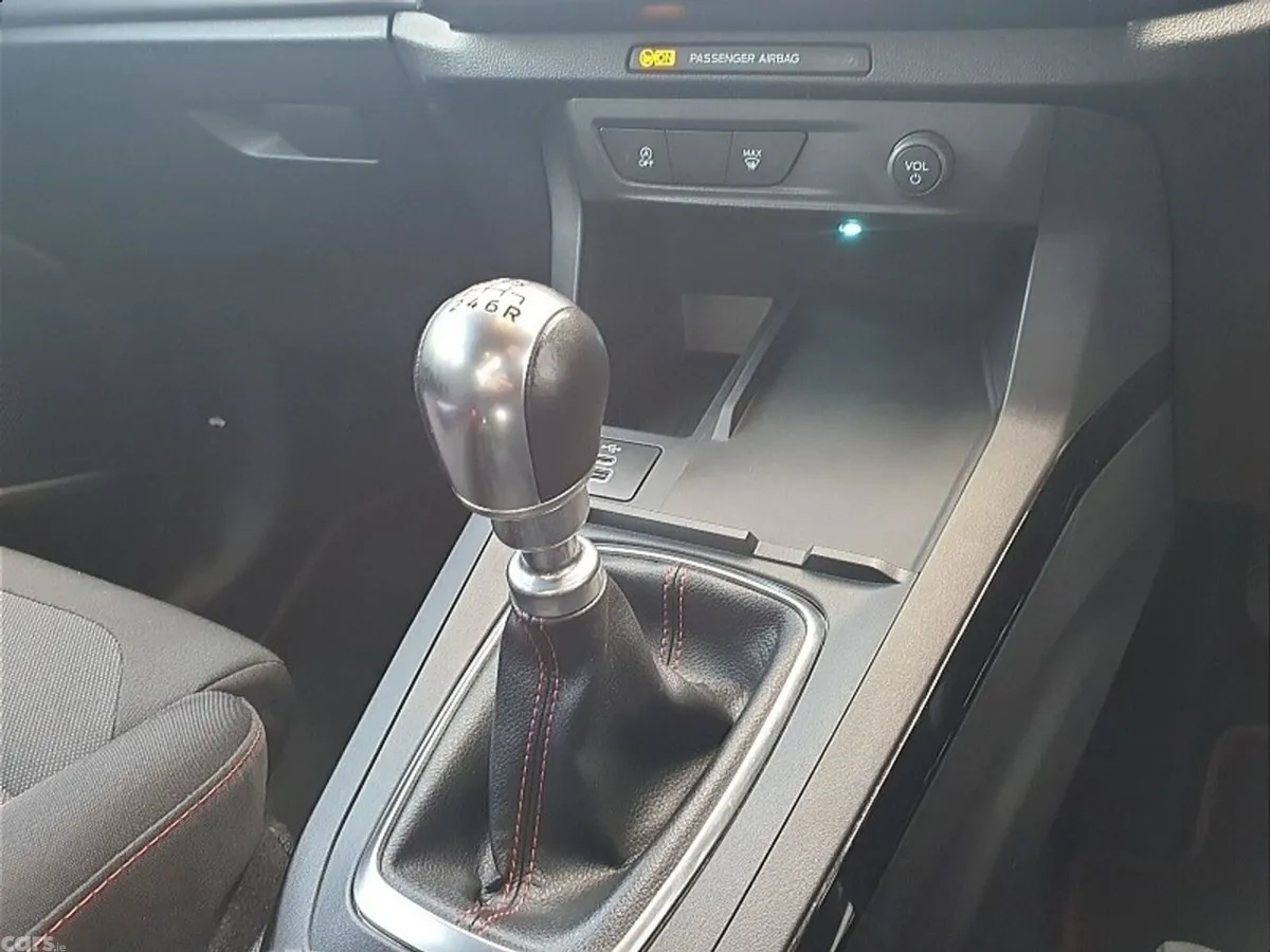 Ford Puma SUV, Petrol, 2025, White