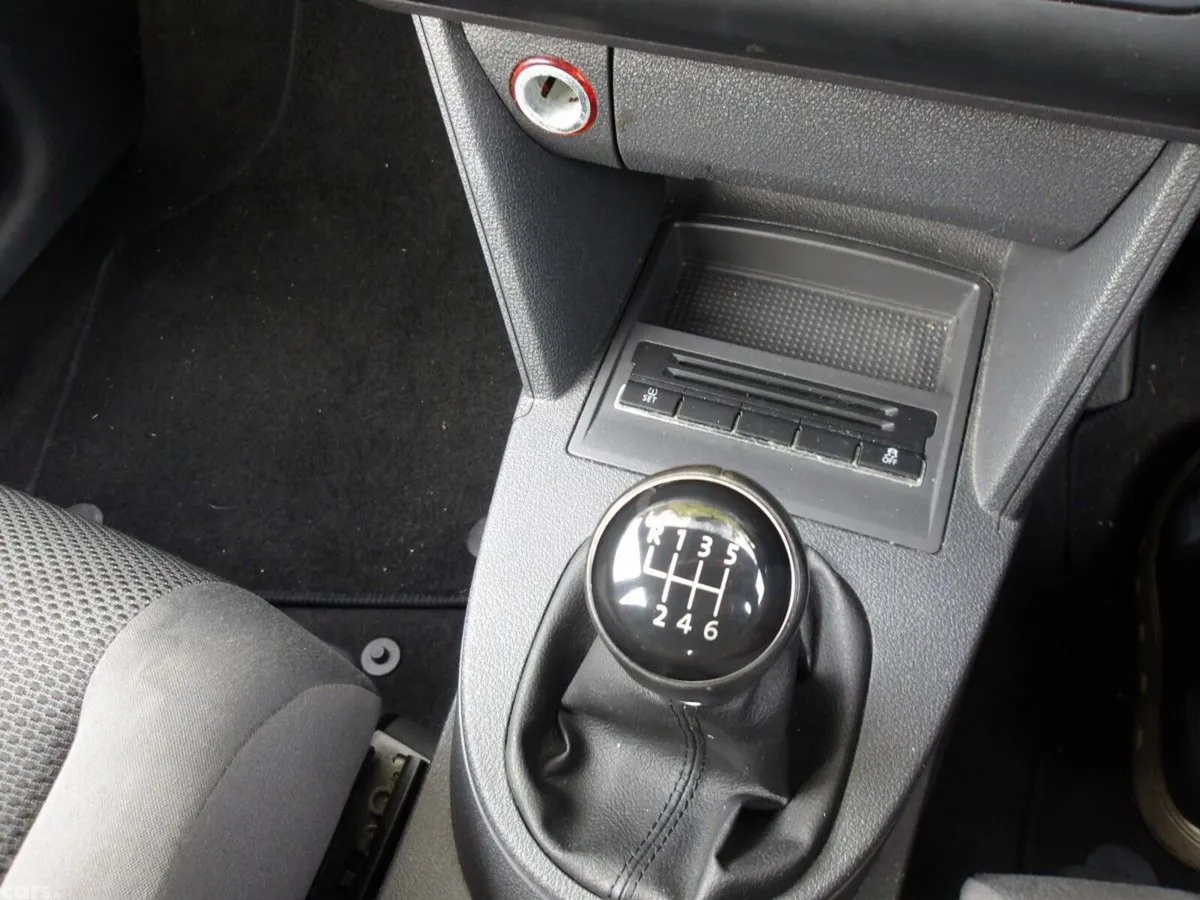 Volkswagen Touran MPV, Diesel, 2014, Silver