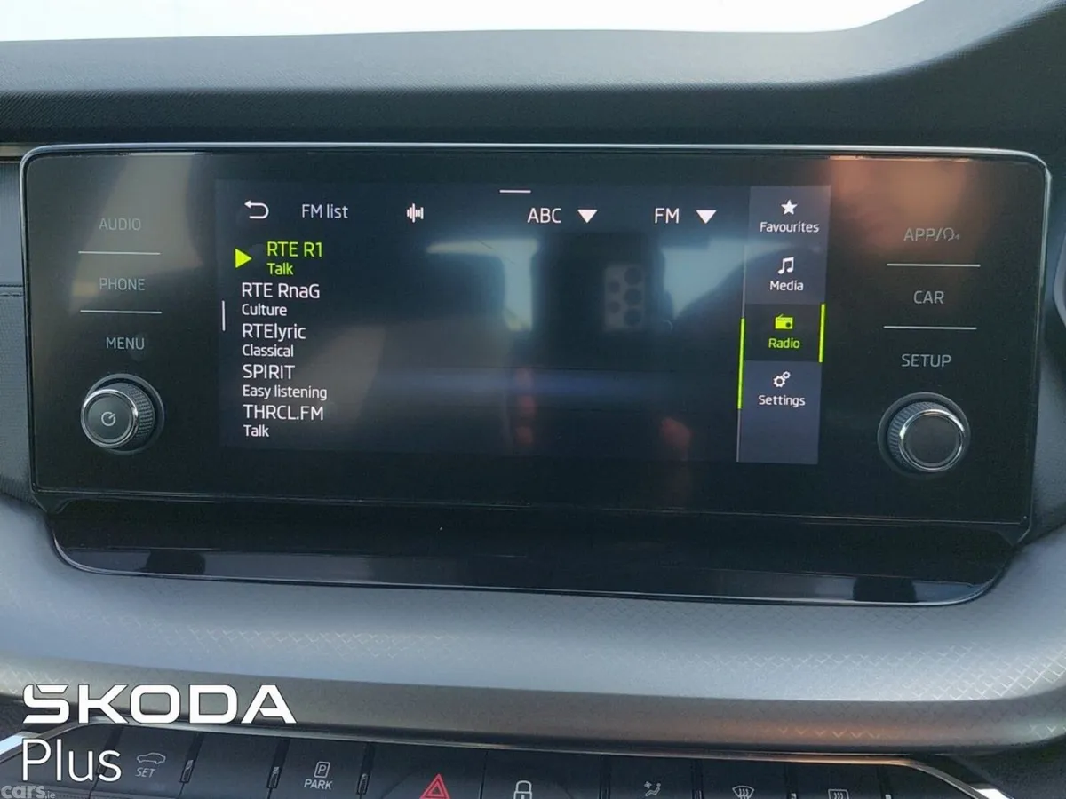 Skoda Octavia Saloon, Diesel, 2024, Silver