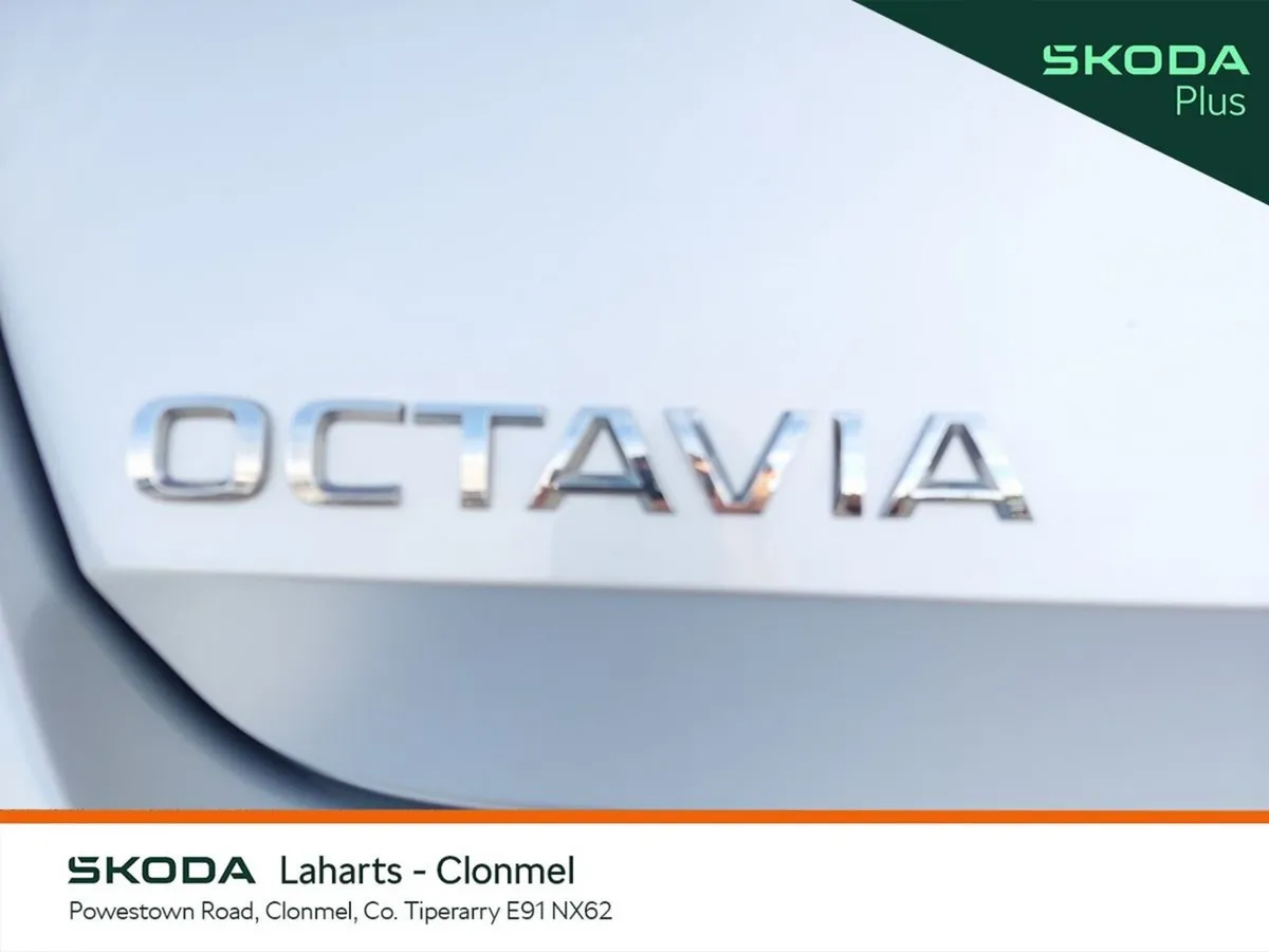 Skoda Octavia Saloon, Diesel, 2024, Silver