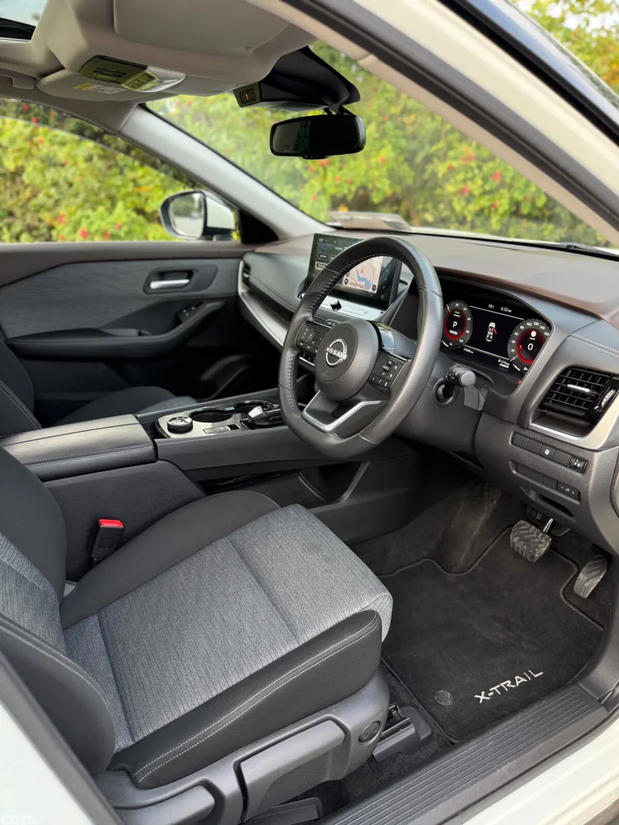 Nissan X-Trail SUV, Petrol, 2024, White
