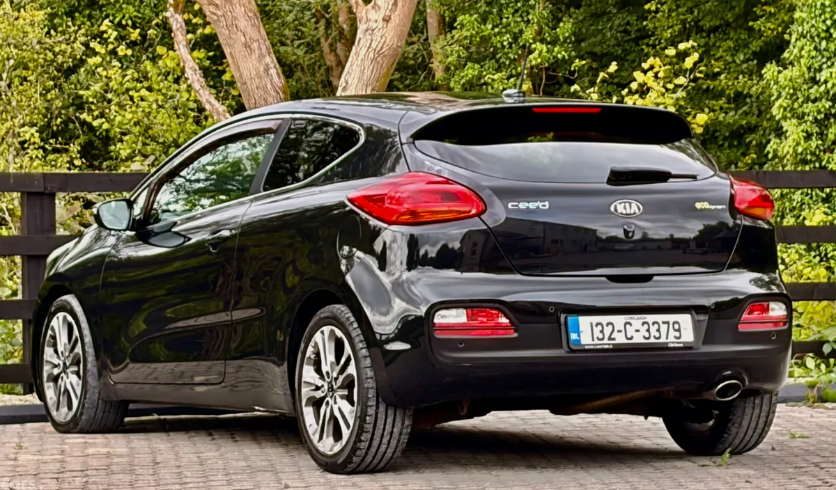 Kia Ceed Hatchback, Diesel, 2013, Black