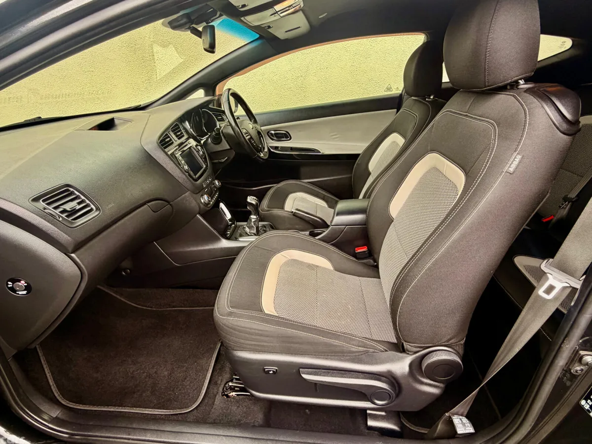 Kia Ceed Hatchback, Diesel, 2013, Black