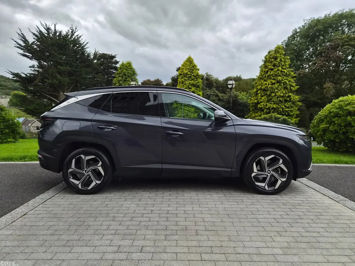Hyundai Tucson SUV, Petrol Plug-in Hybrid, 2023, Grey