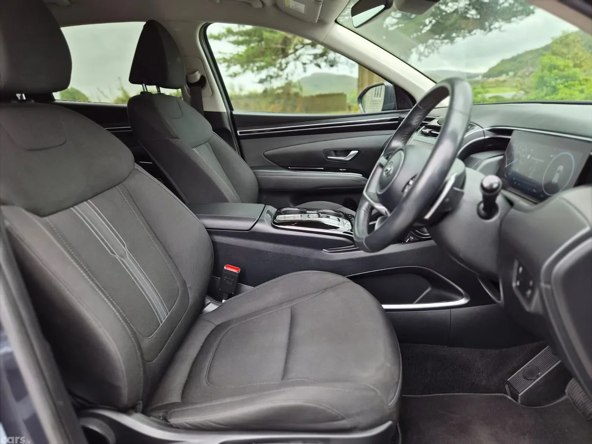 Hyundai Tucson SUV, Petrol Plug-in Hybrid, 2023, Grey
