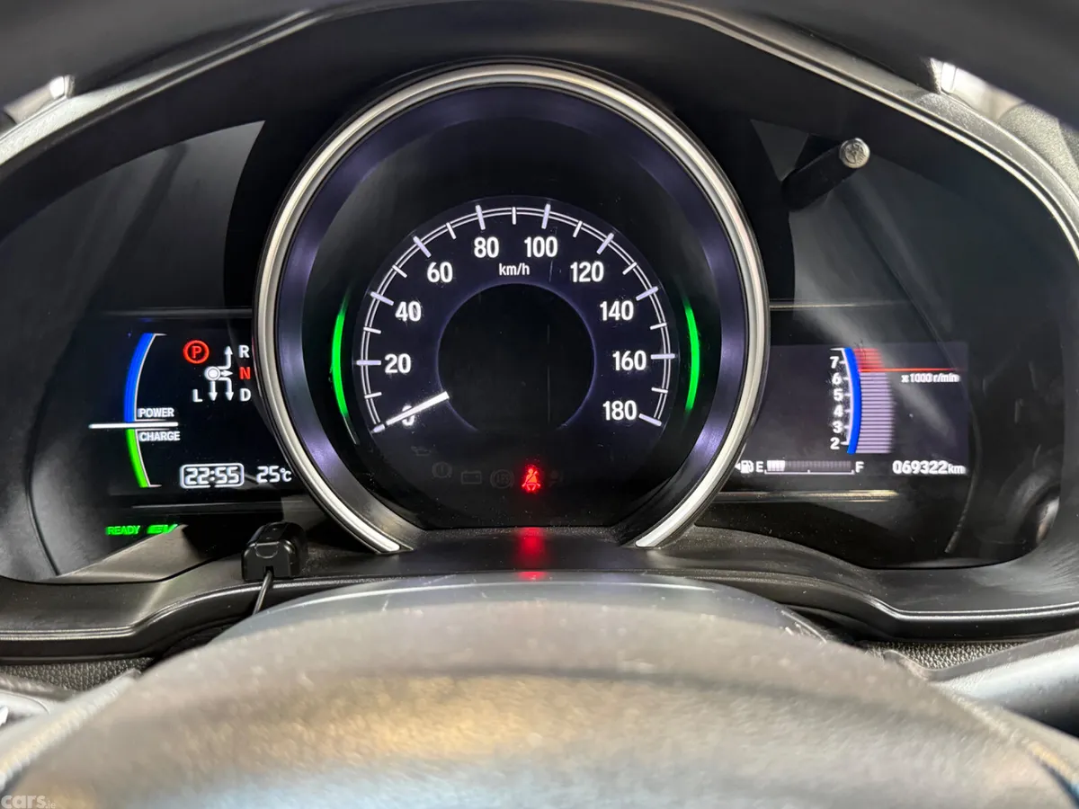 Honda Fit Hatchback, Petrol Hybrid, 2019, White