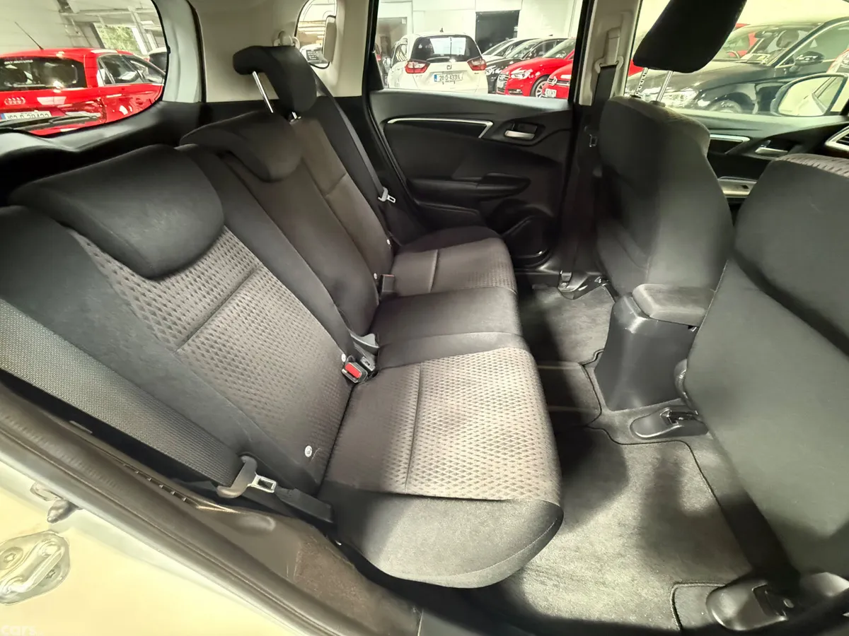 Honda Fit Hatchback, Petrol Hybrid, 2019, White