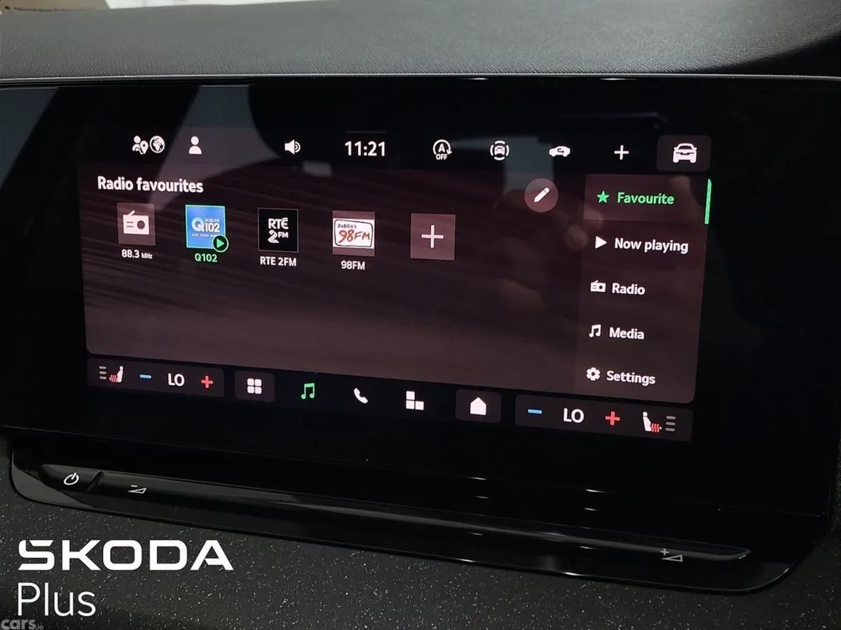 Skoda Octavia Saloon, Petrol, 2024, Grey