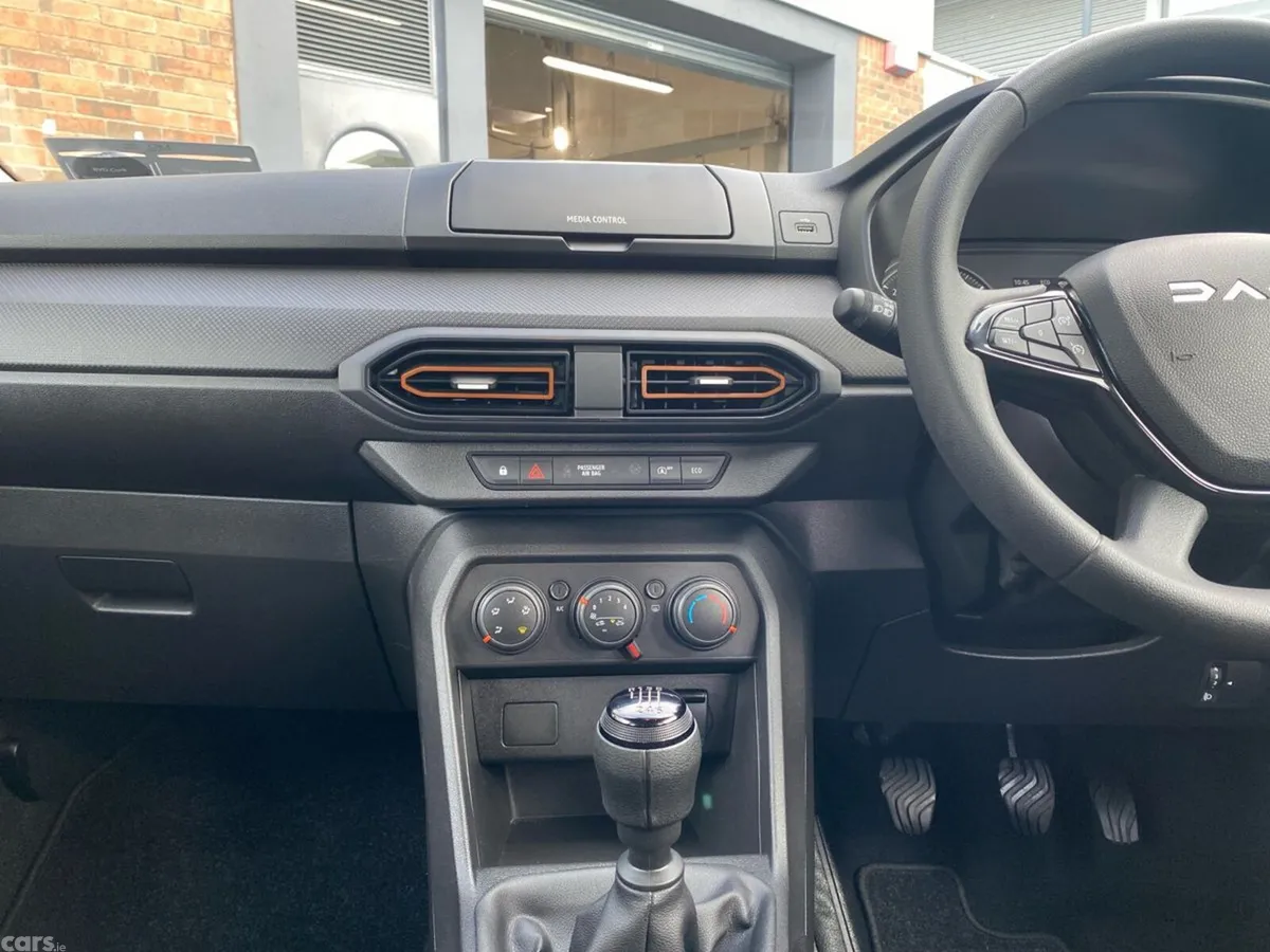Dacia Sandero Stepway Hatchback, Petrol, 2023, Orange