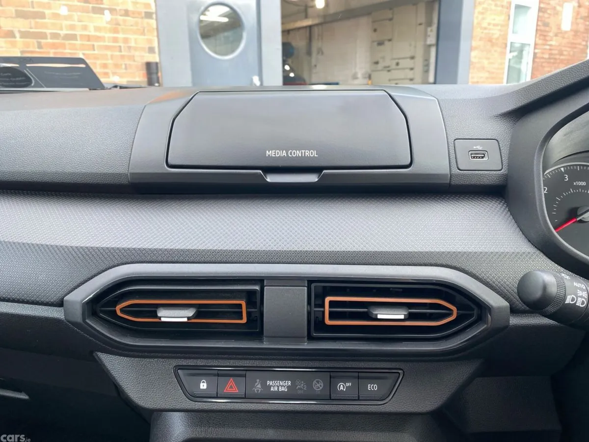 Dacia Sandero Stepway Hatchback, Petrol, 2023, Orange