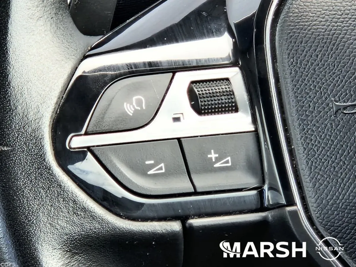 Peugeot 5008 SUV, Diesel, 2023, Grey
