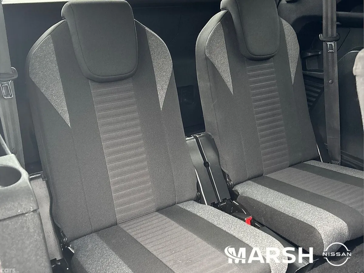 Peugeot 5008 SUV, Diesel, 2023, Grey
