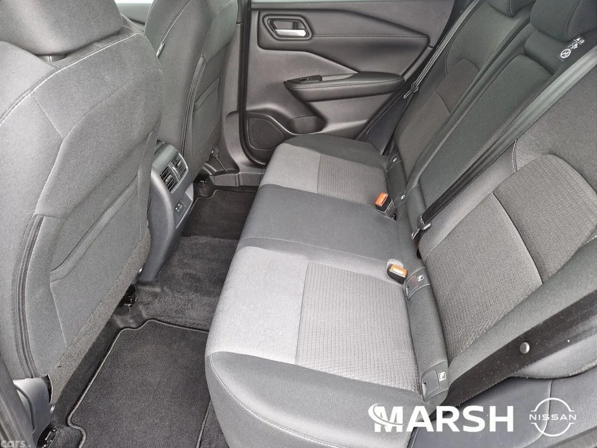 Nissan Qashqai MPV, Petrol Hybrid, 2023, Grey