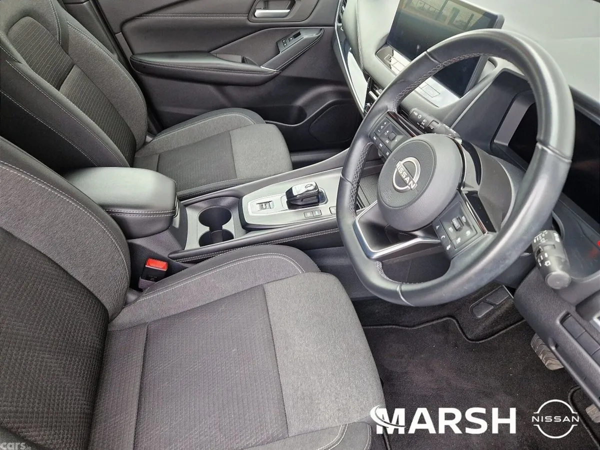 Nissan Qashqai MPV, Petrol Hybrid, 2023, Grey