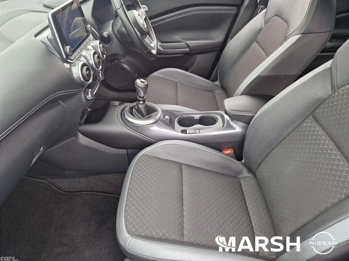 Nissan Juke SUV, Petrol, 2024, Blue