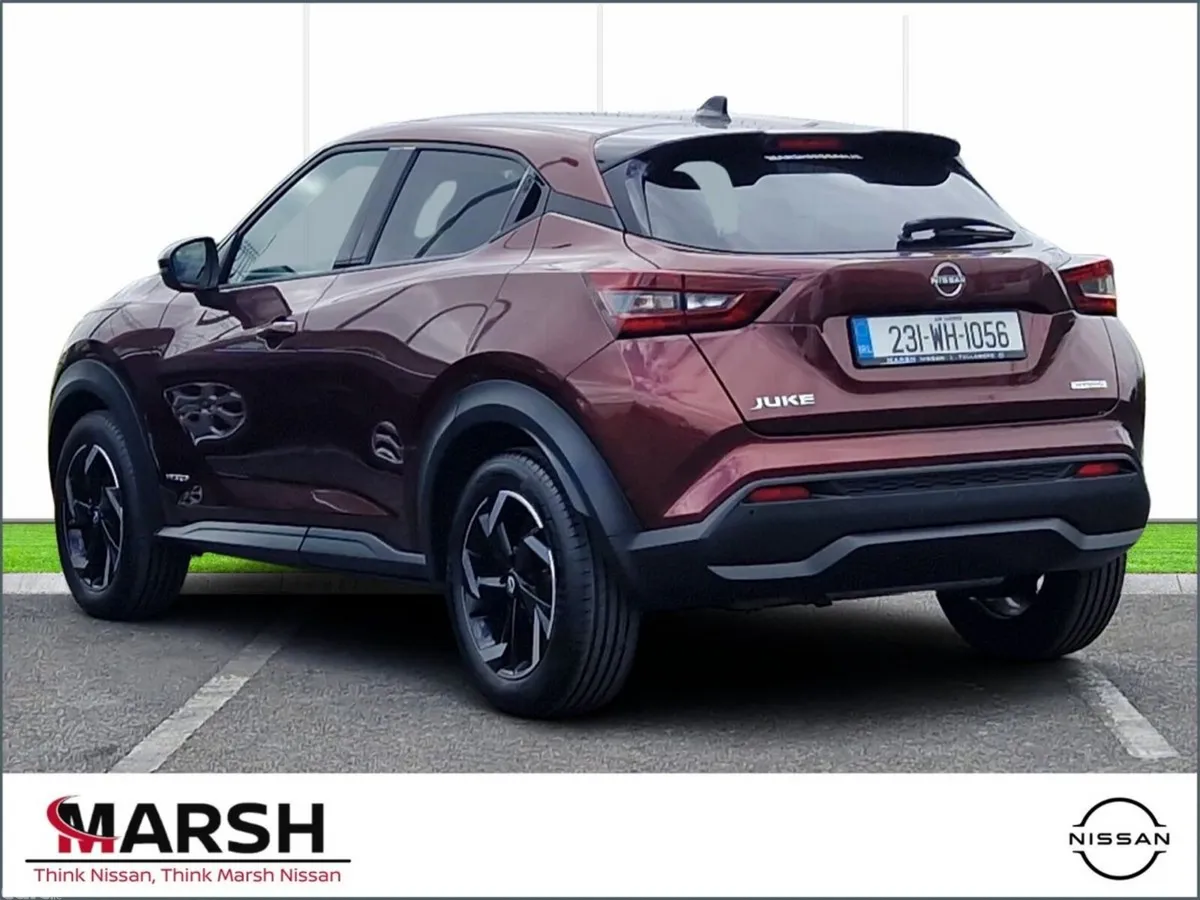 Nissan Juke SUV, Petrol Hybrid, 2023, Red