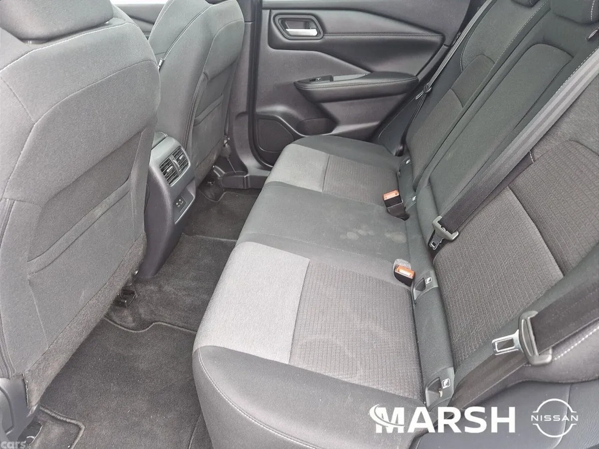 Nissan Qashqai SUV, Petrol Hybrid, 2023, White