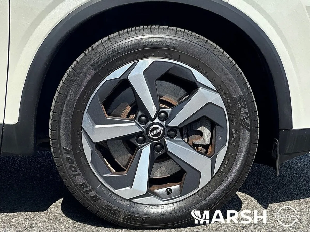 Nissan Qashqai SUV, Petrol Hybrid, 2023, White