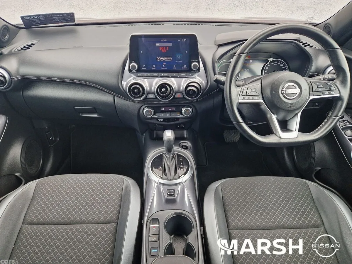 Nissan Juke SUV, Petrol Hybrid, 2023, Red