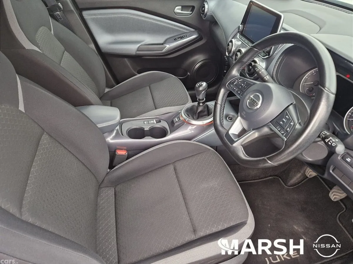 Nissan Juke SUV, Petrol, 2021, White