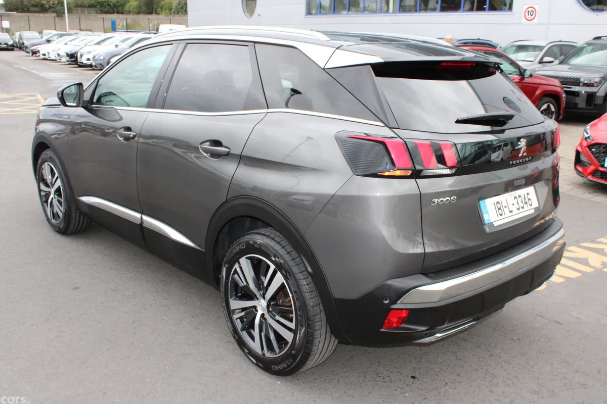 Peugeot 3008 MPV, Petrol, 2018, Grey