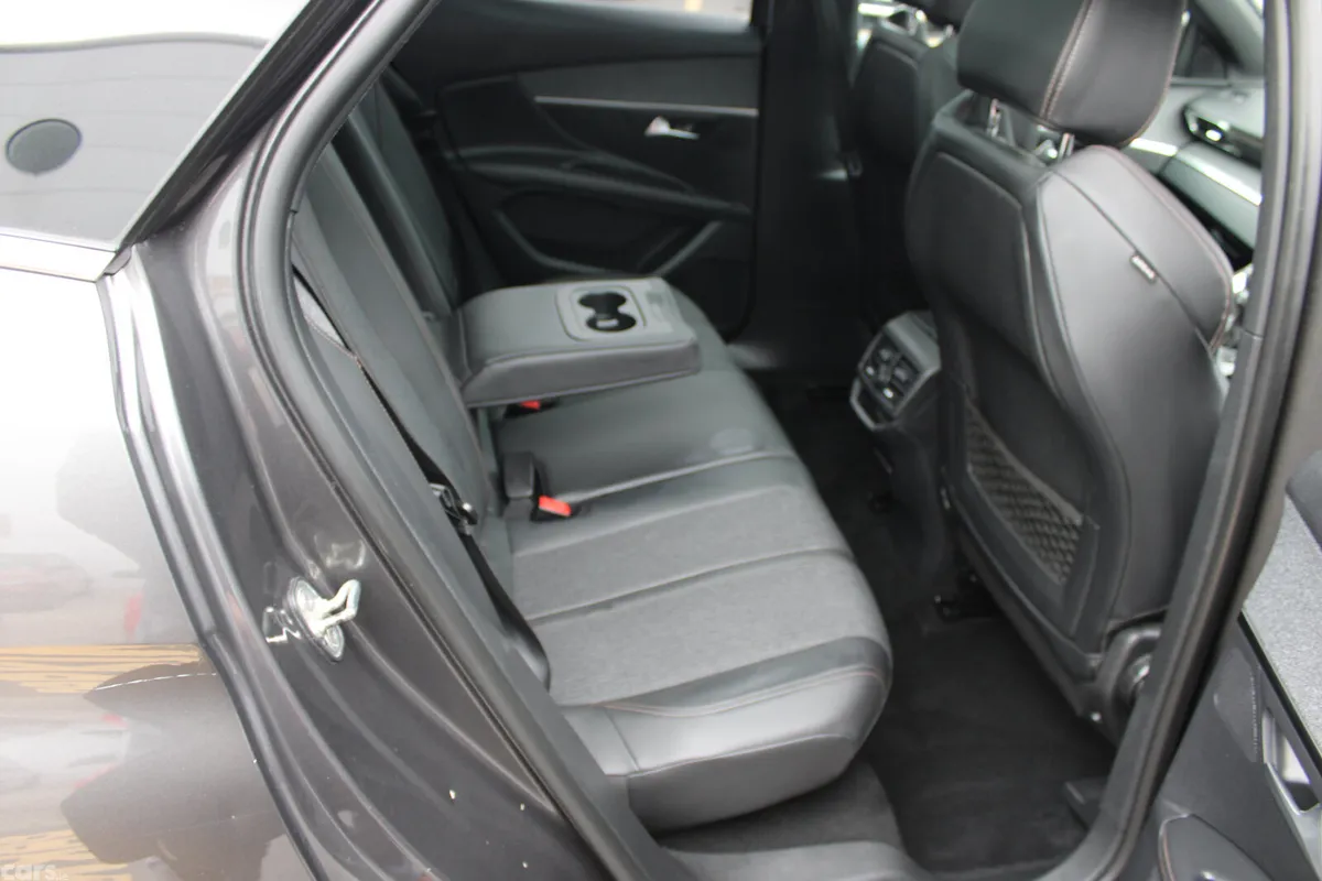 Peugeot 3008 MPV, Petrol, 2018, Grey