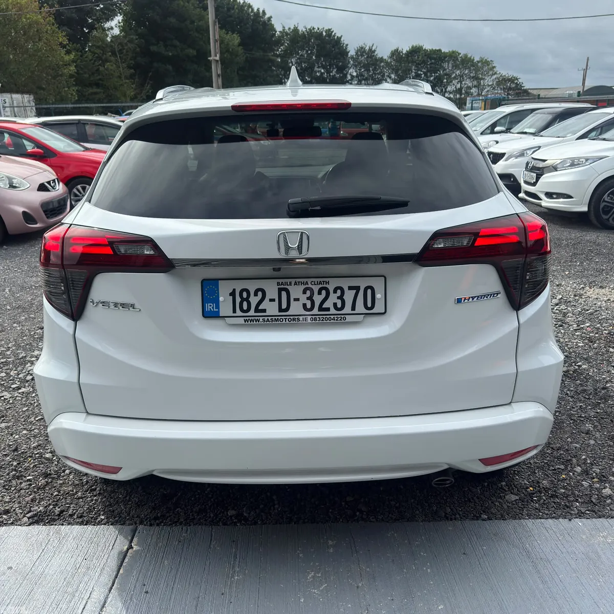 Honda Vezel Estate, Petrol Hybrid, 2018, White
