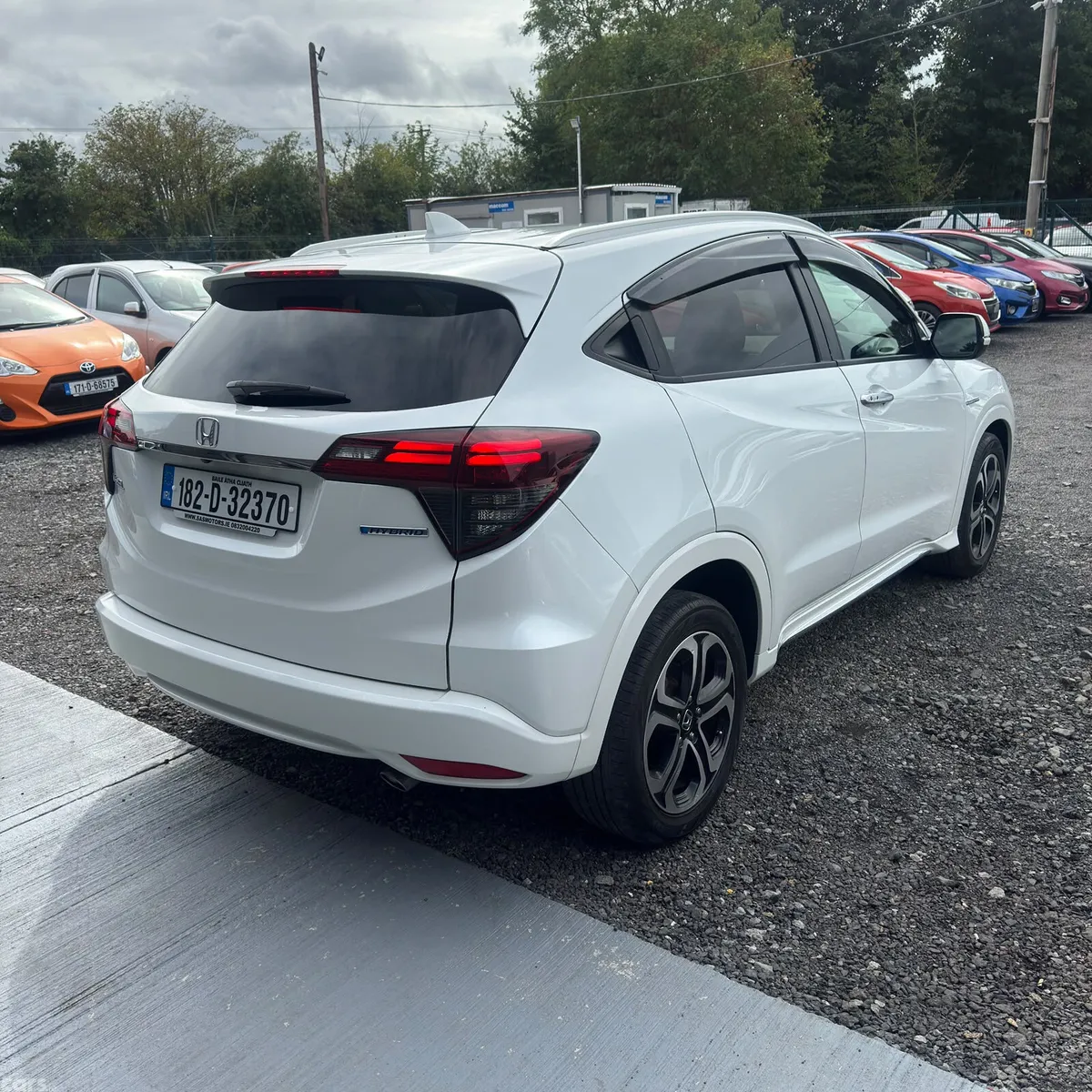 Honda Vezel Estate, Petrol Hybrid, 2018, White