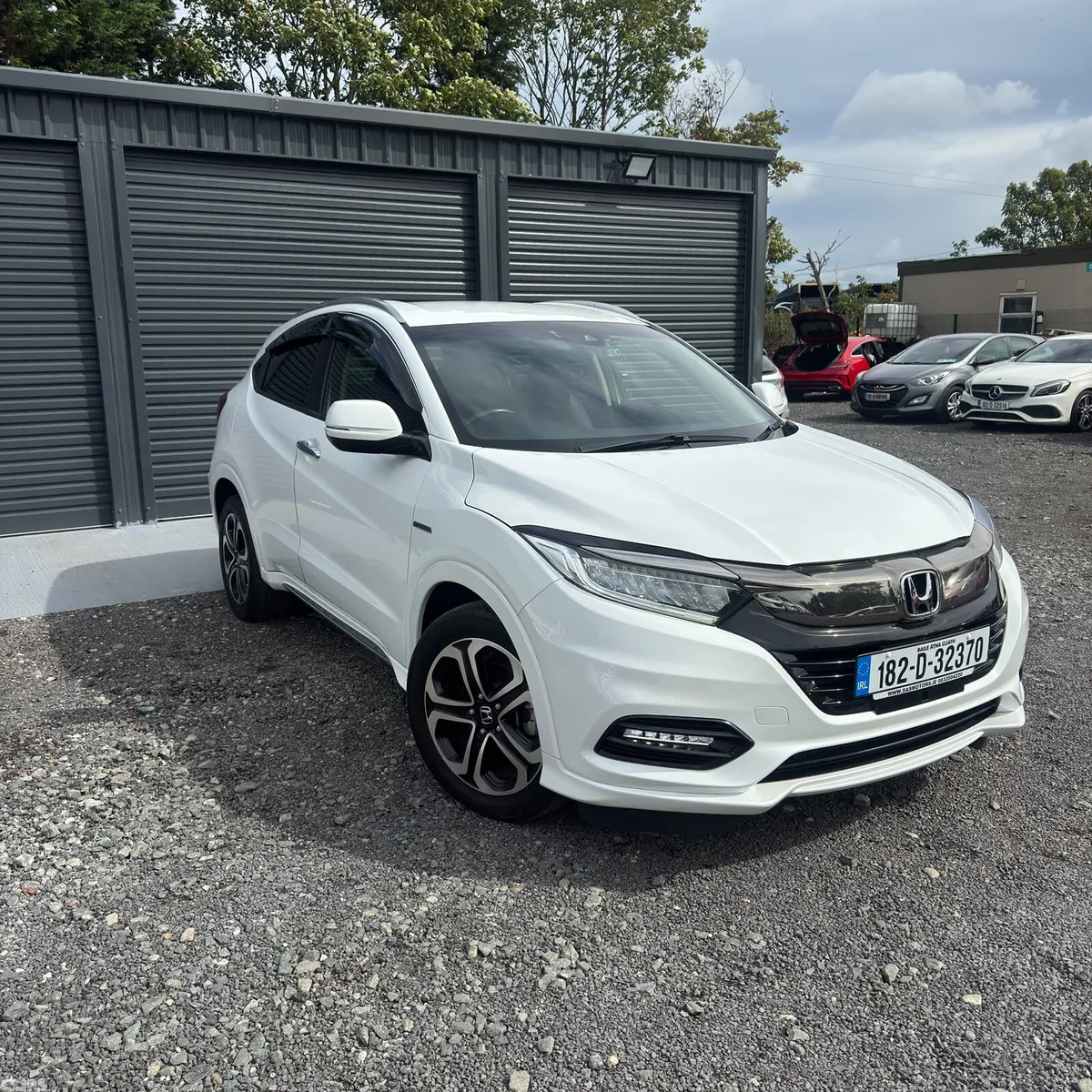 Honda Vezel Estate, Petrol Hybrid, 2018, White