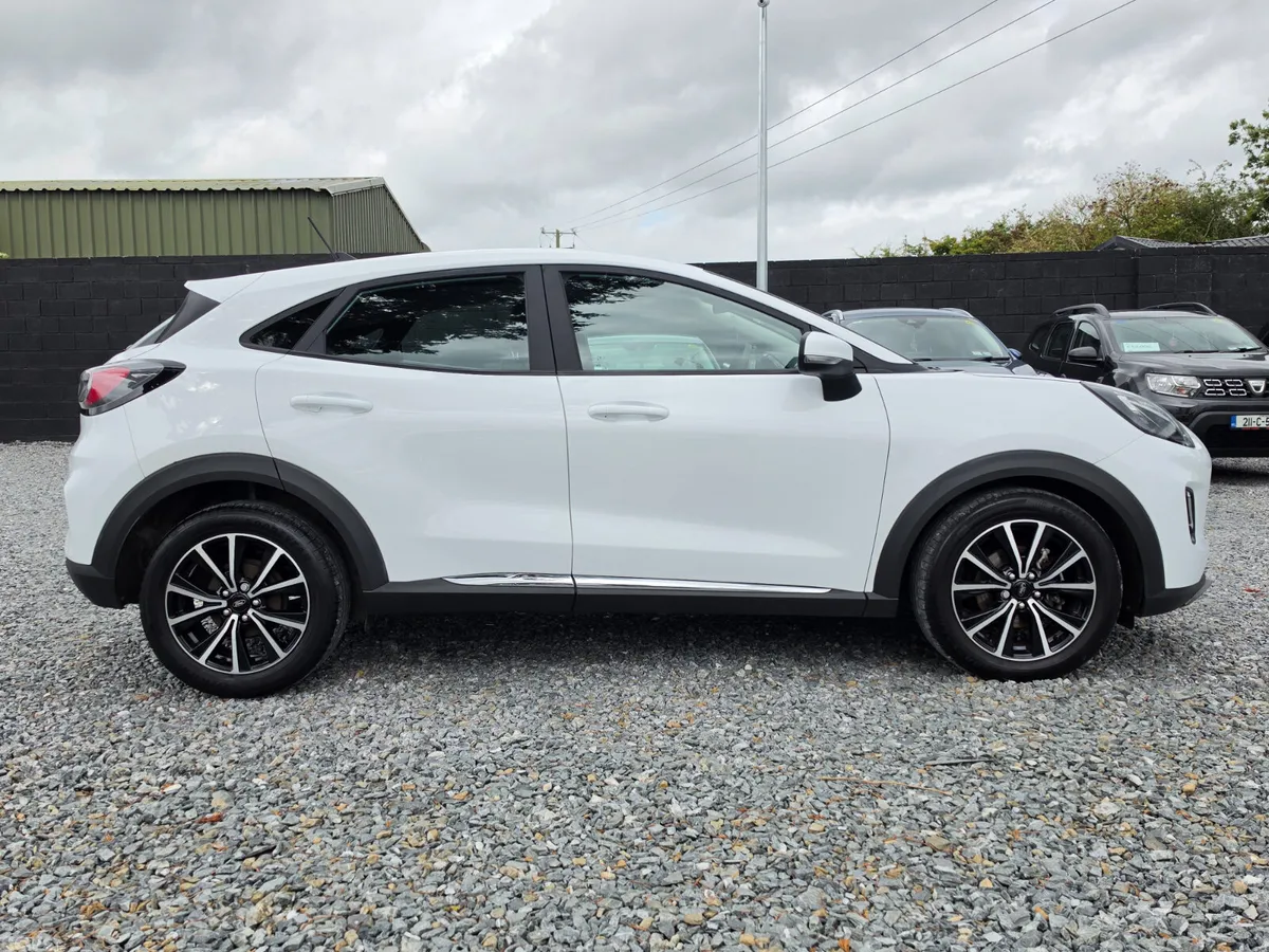 Ford Puma MPV, Petrol Hybrid, 2020, White