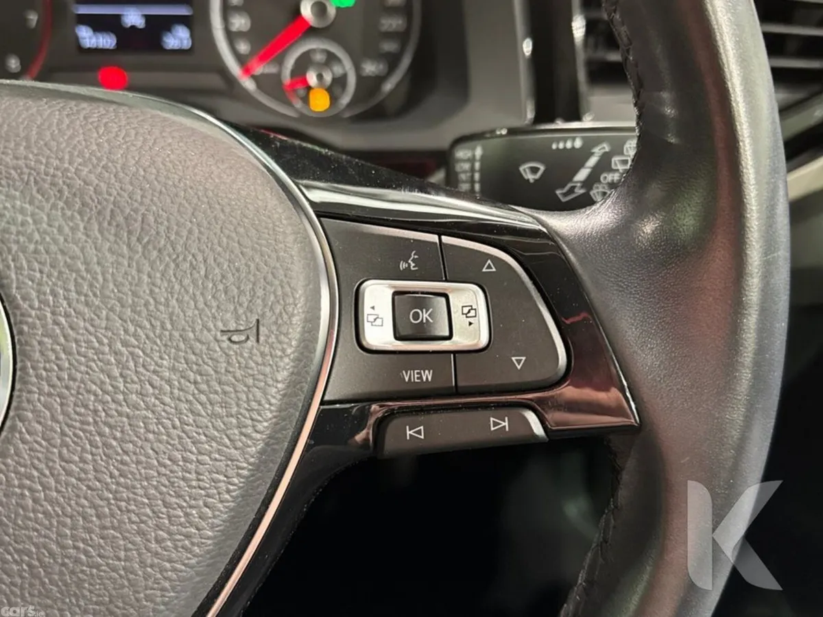 Volkswagen Polo Hatchback, Petrol, 2021, Red
