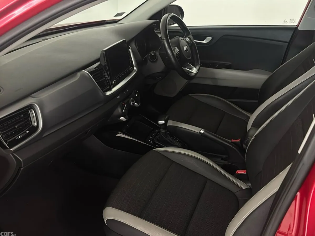 Kia Stonic Hatchback, Petrol Hybrid, 2021, Red