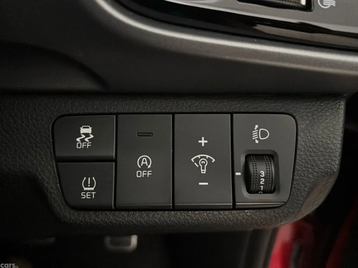 Kia Stonic Hatchback, Petrol Hybrid, 2021, Red