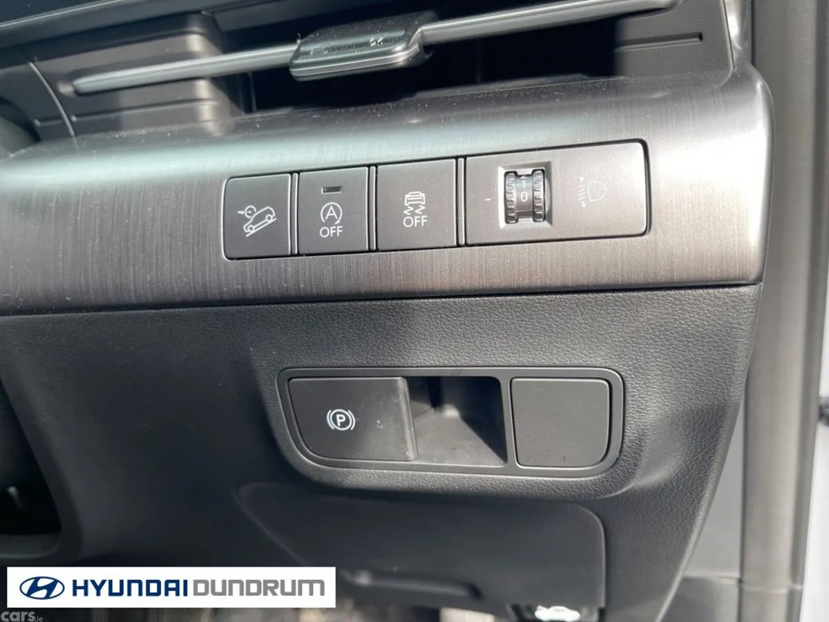 Hyundai KONA MPV, Petrol, 2026, White